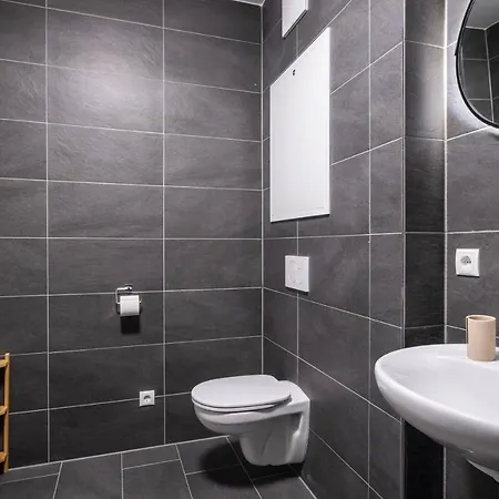 Taja Paznaun Penthouse See