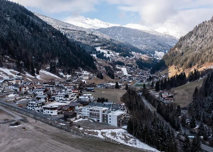 アパート Taja Paznaun Penthouse ゼー